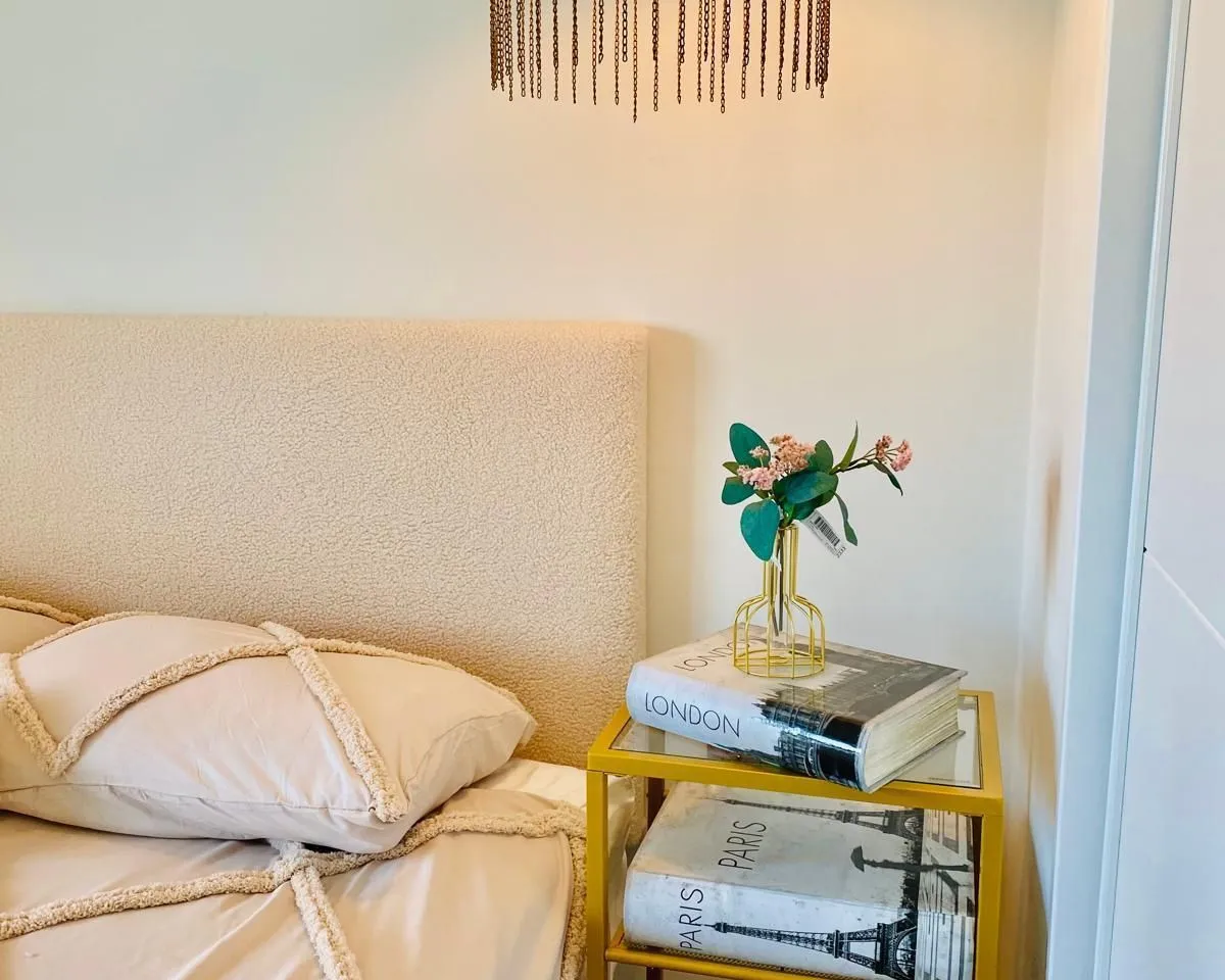 aea5433e-3e77-4ad5-8c81-edab2efb3aac