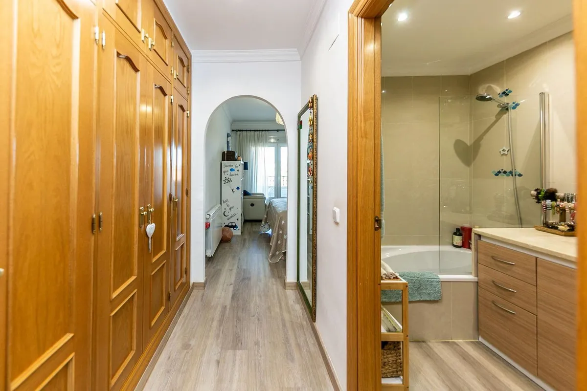 f0c02667-c867-47bd-b45e-0e14893be2ff