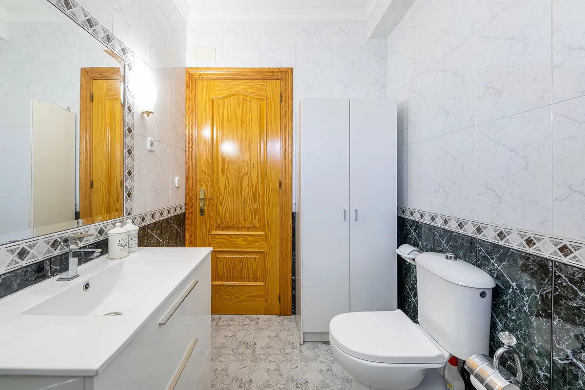 cc9e9bc9-fc56-4ce1-ae71-fc5bc69b83ca