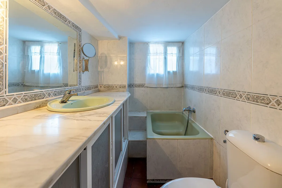 f62d9174-a794-4dcb-bc54-db5b2b728672