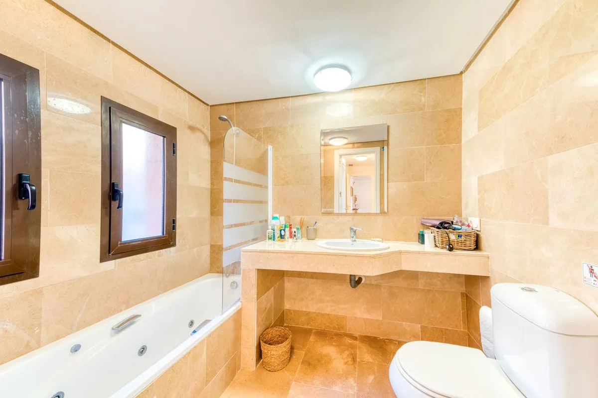 61b2caf1-42a8-4c9c-a847-9b9ff8026722