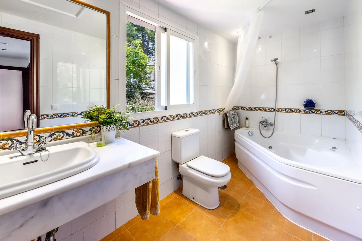 d5177cf3-6985-469c-b469-c94d08137506