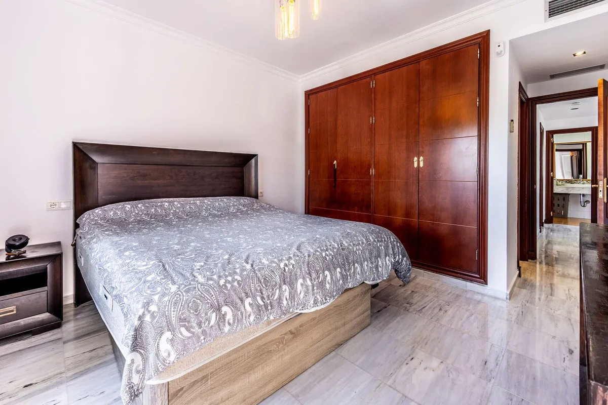 ead44291-127d-45a0-8adf-2fe724feba50