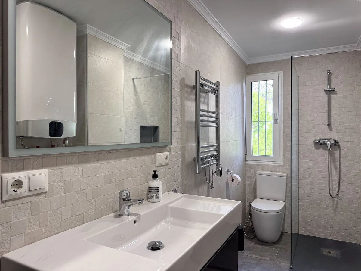 41d07dc4-2d6e-441c-bd2e-62bcdc14a698