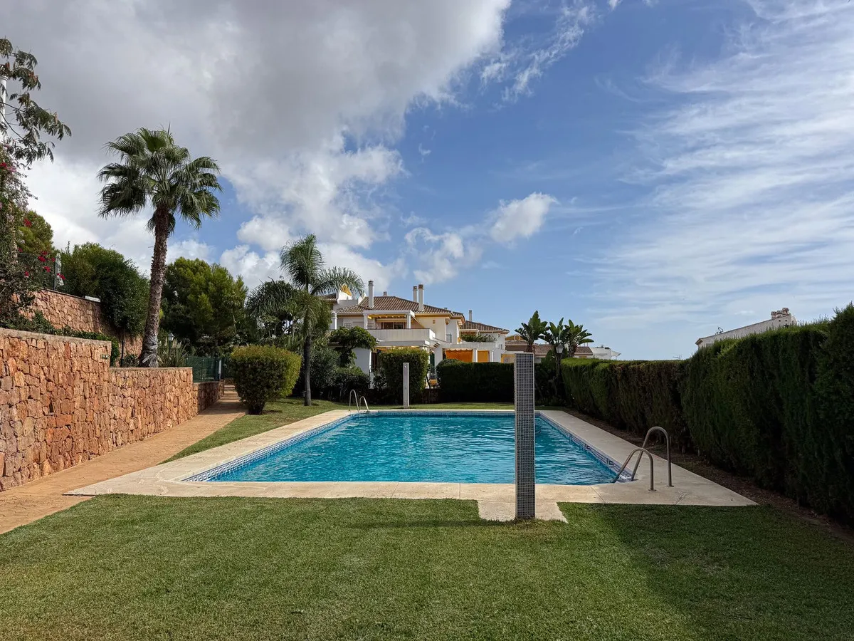 89440361-ffaa-44a5-bafa-613874f76963