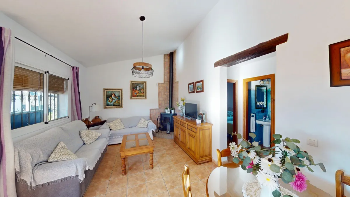 e2ad58f8-0b01-4d22-9a4b-7032b5aff79c