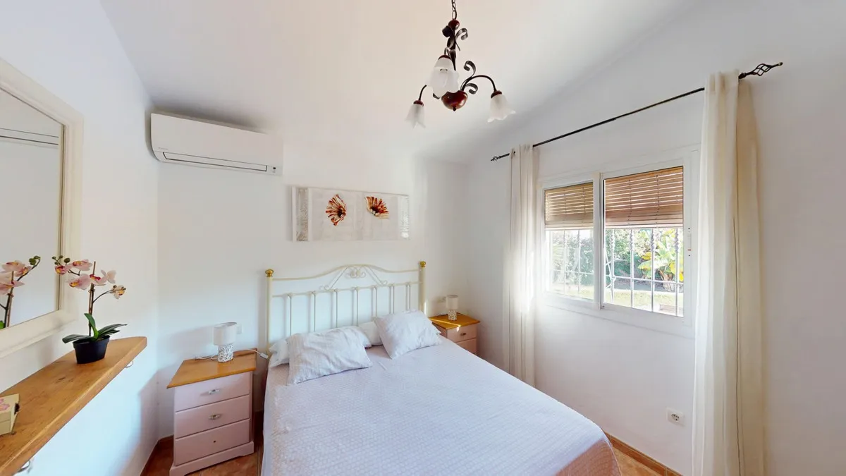 ea4443bc-f240-4b2e-ab11-ceaf61e04dae