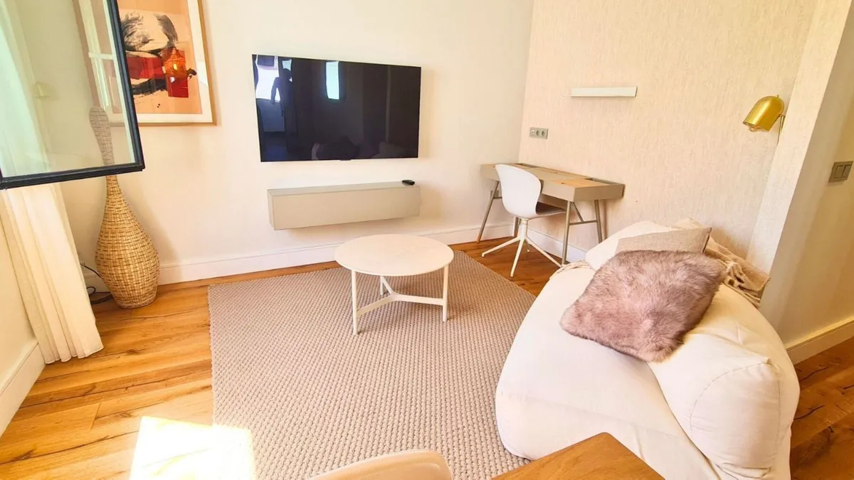 6120891a-bbc8-414b-878d-5943733d885b