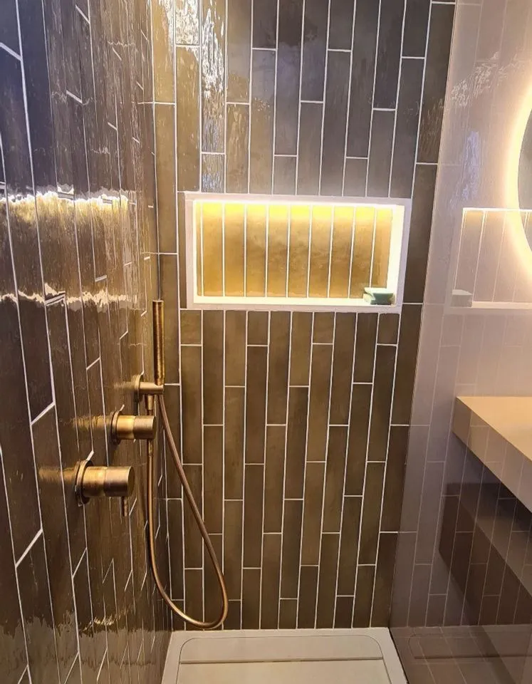 bb65fb52-4db3-4922-87c1-ef53ee693a04