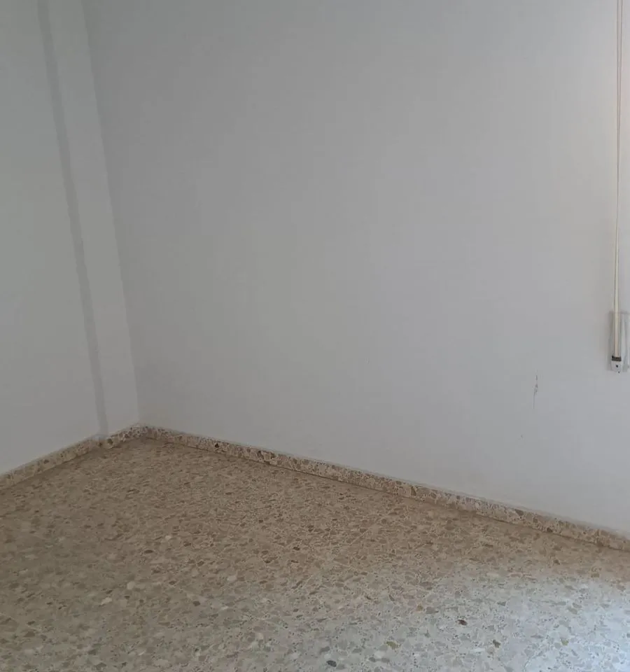 37a04319-0fcb-4cfc-b38d-309958a97b40