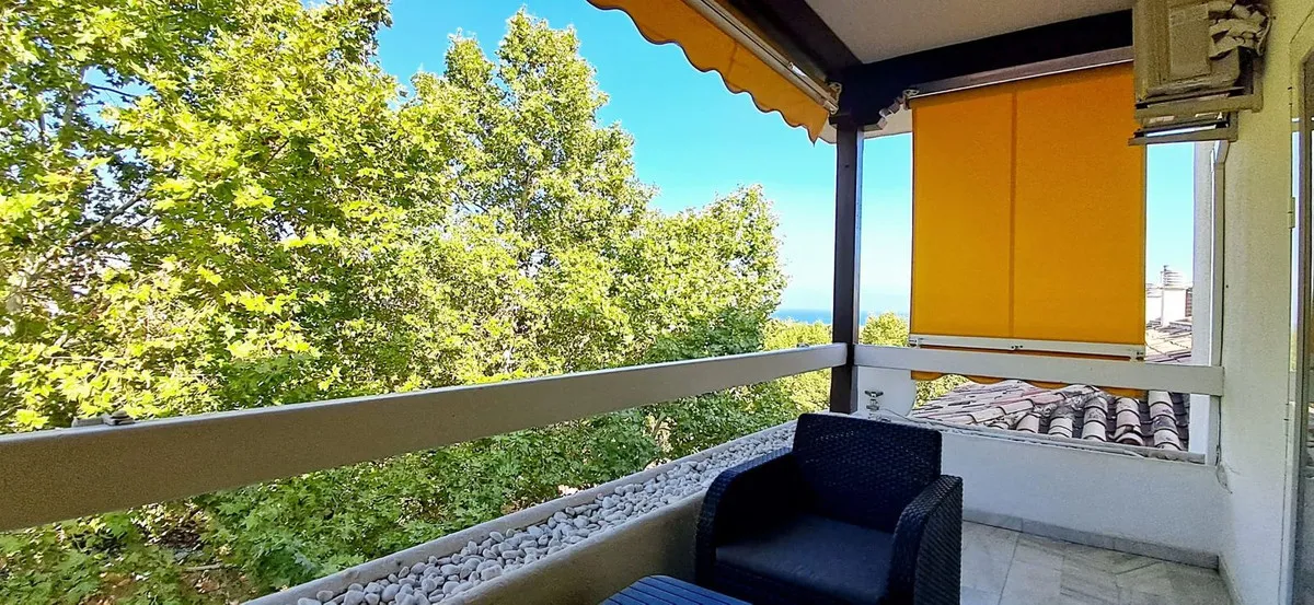 606a7b5c-09e6-4c4d-b8b3-8575458d482d