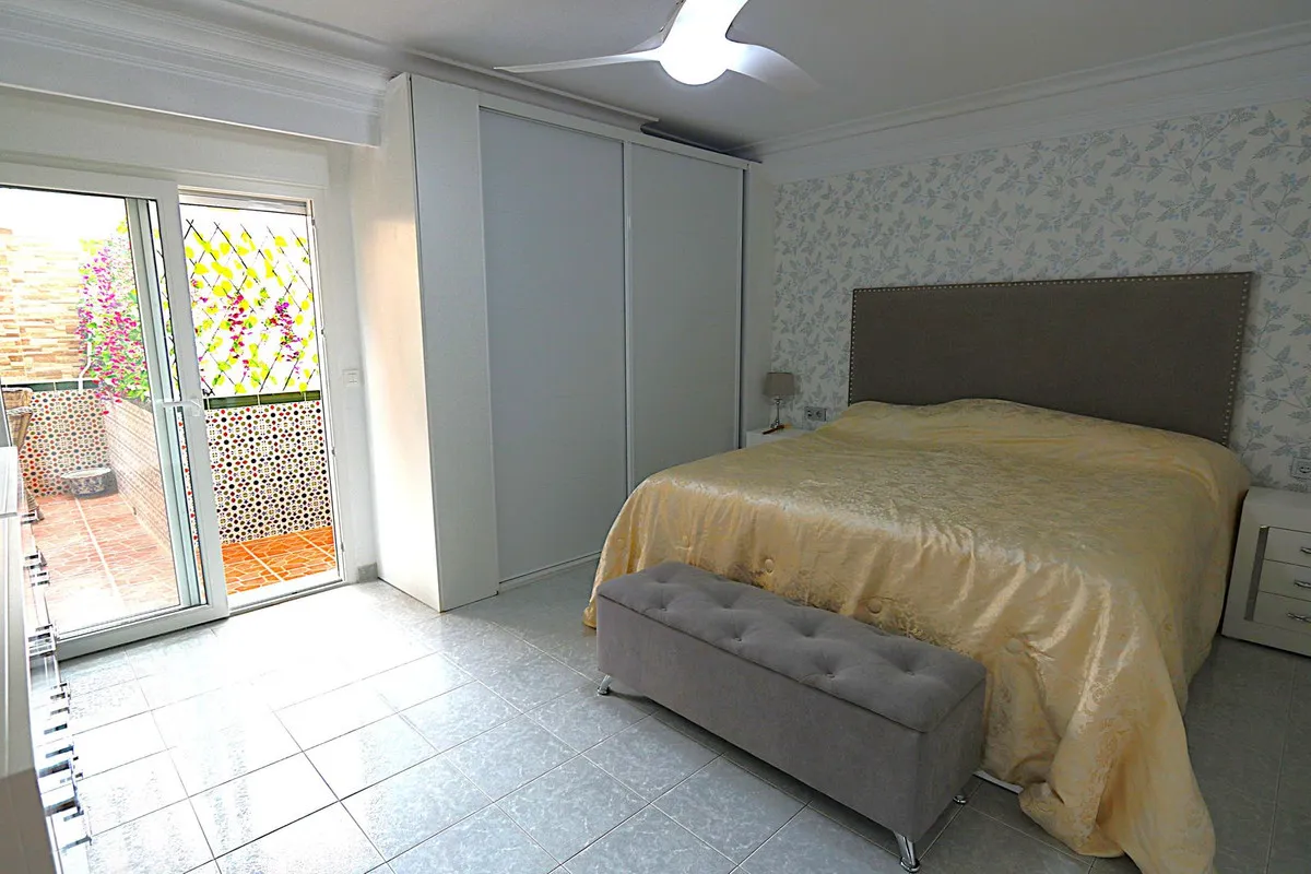 6b09d849-6972-4dc4-a7be-176ba072c63b