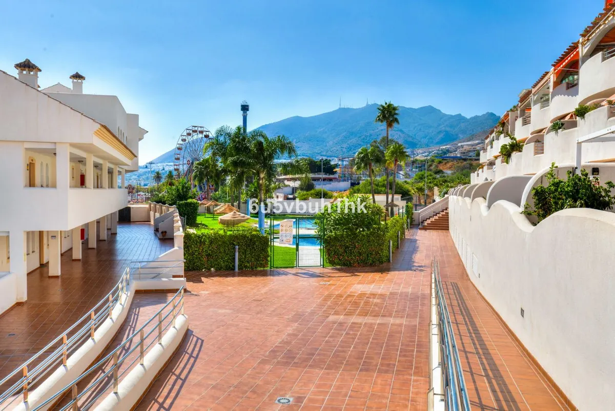 e5f3b04e-1655-4167-881d-5795148d3a29