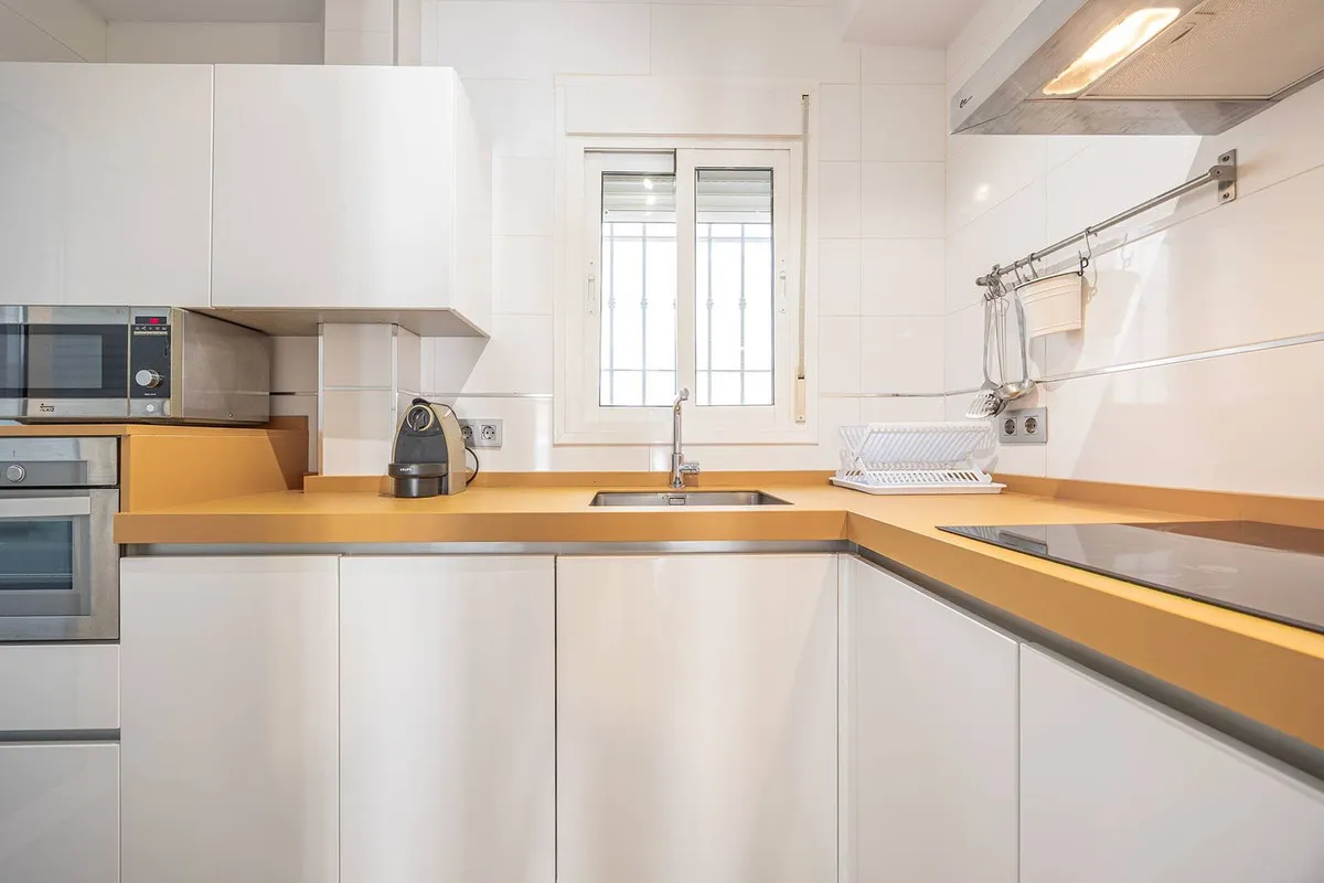 24b92270-5010-47b8-a833-a7db65dd6e30