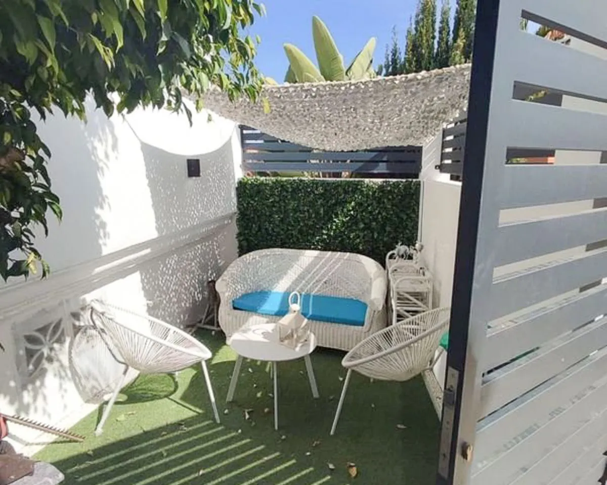 5b425939-55b6-4c01-b88d-2e87639ad430