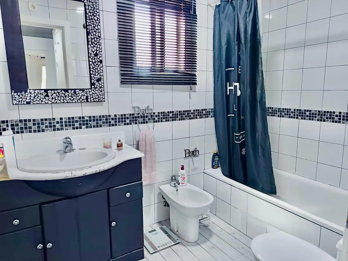 e1e25bf2-c086-4657-9c68-427594eaf59d