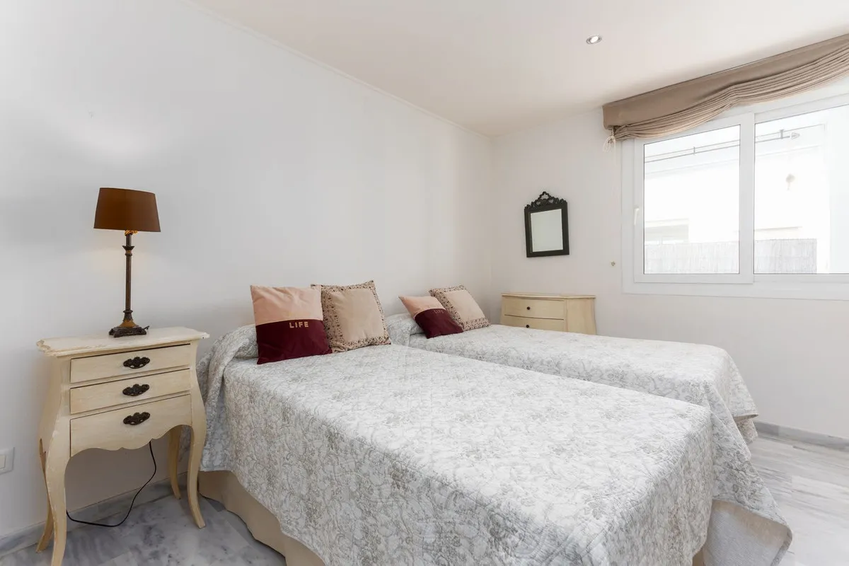 4047d819-9ded-4c88-bf13-e6e12f38ace8