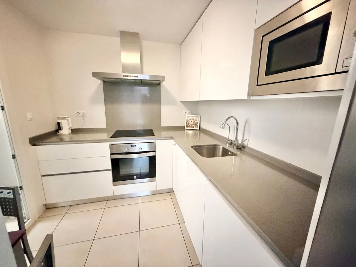 7a0e357d-1093-4024-84ae-72436362ef21