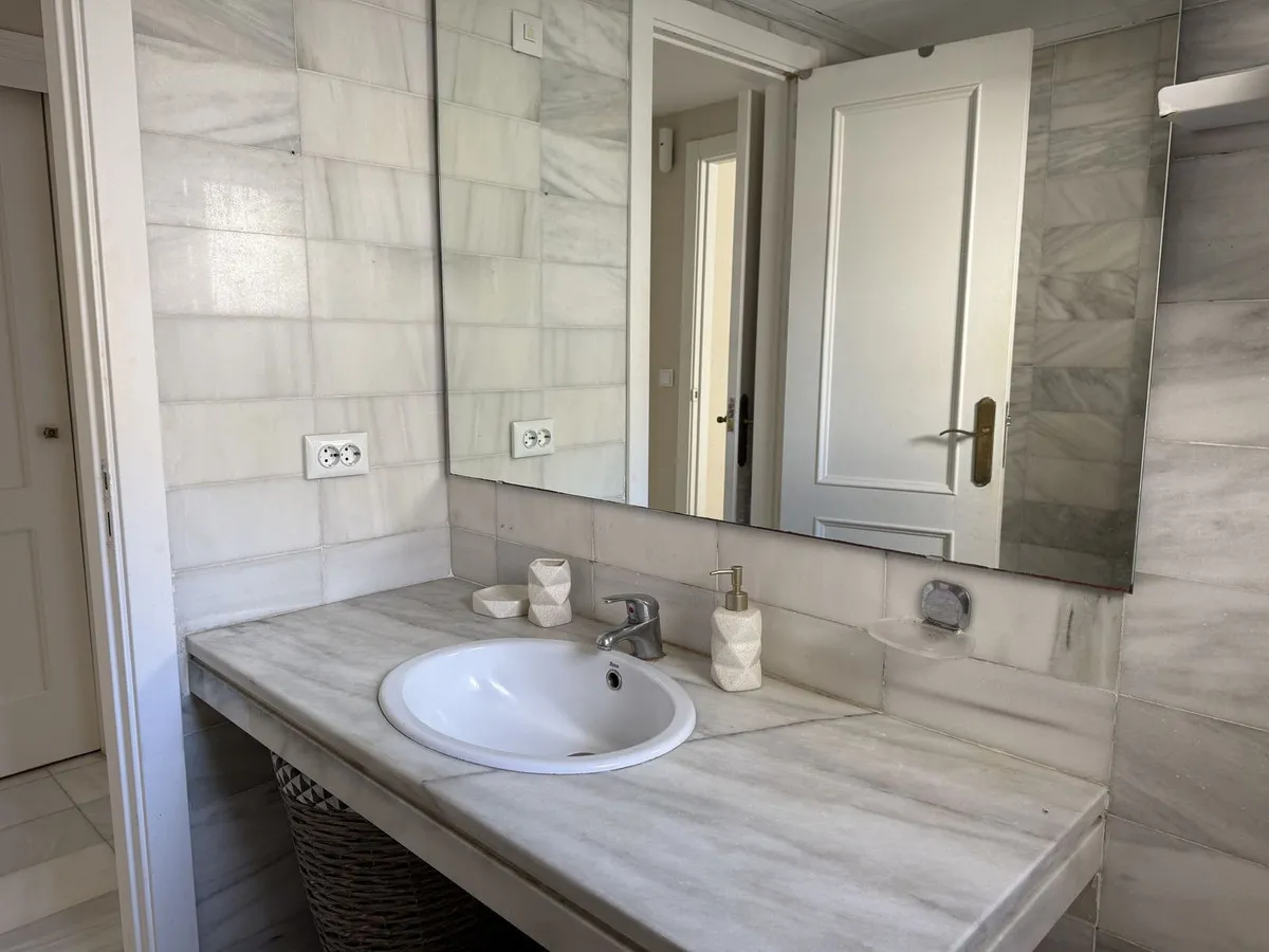 03a382d2-813d-45ee-87d9-6e7cd4d0c2c2