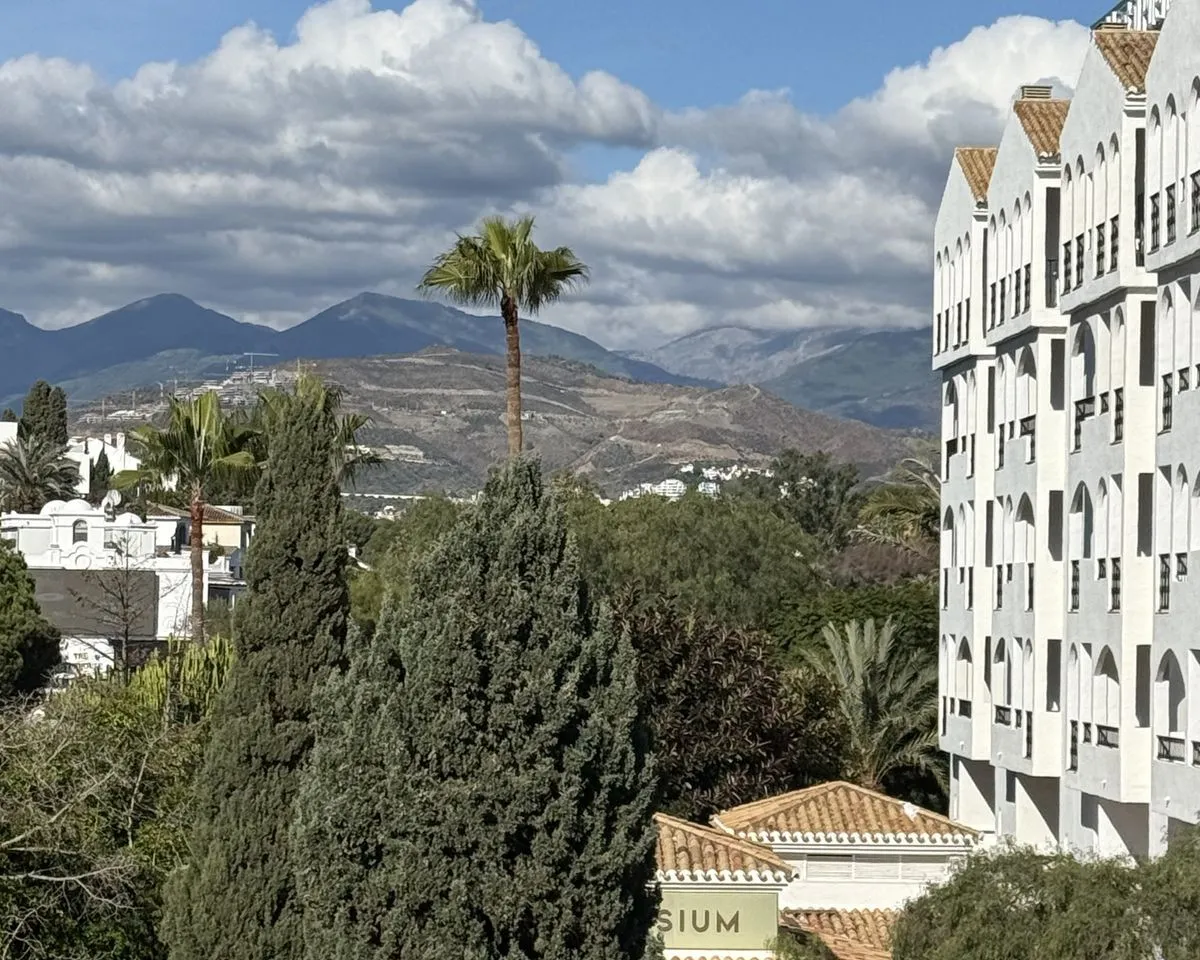 6c5ac97e-fed2-4755-b702-8b6de97cf933