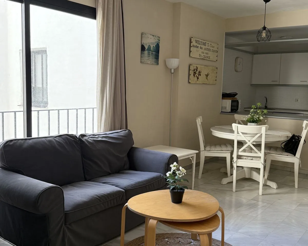 b0922666-3922-4d5a-88f5-18267df83747