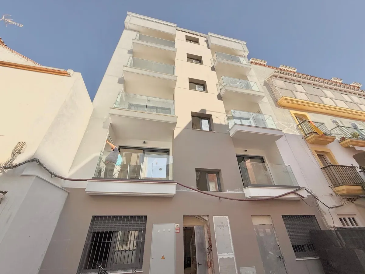 919a1fca-99f7-46ba-a0c8-90c5e90c3564