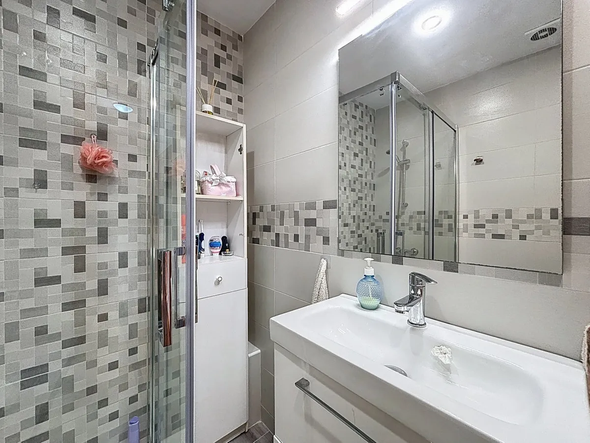 00ec541d-df04-438e-bdd6-464e78b229d3