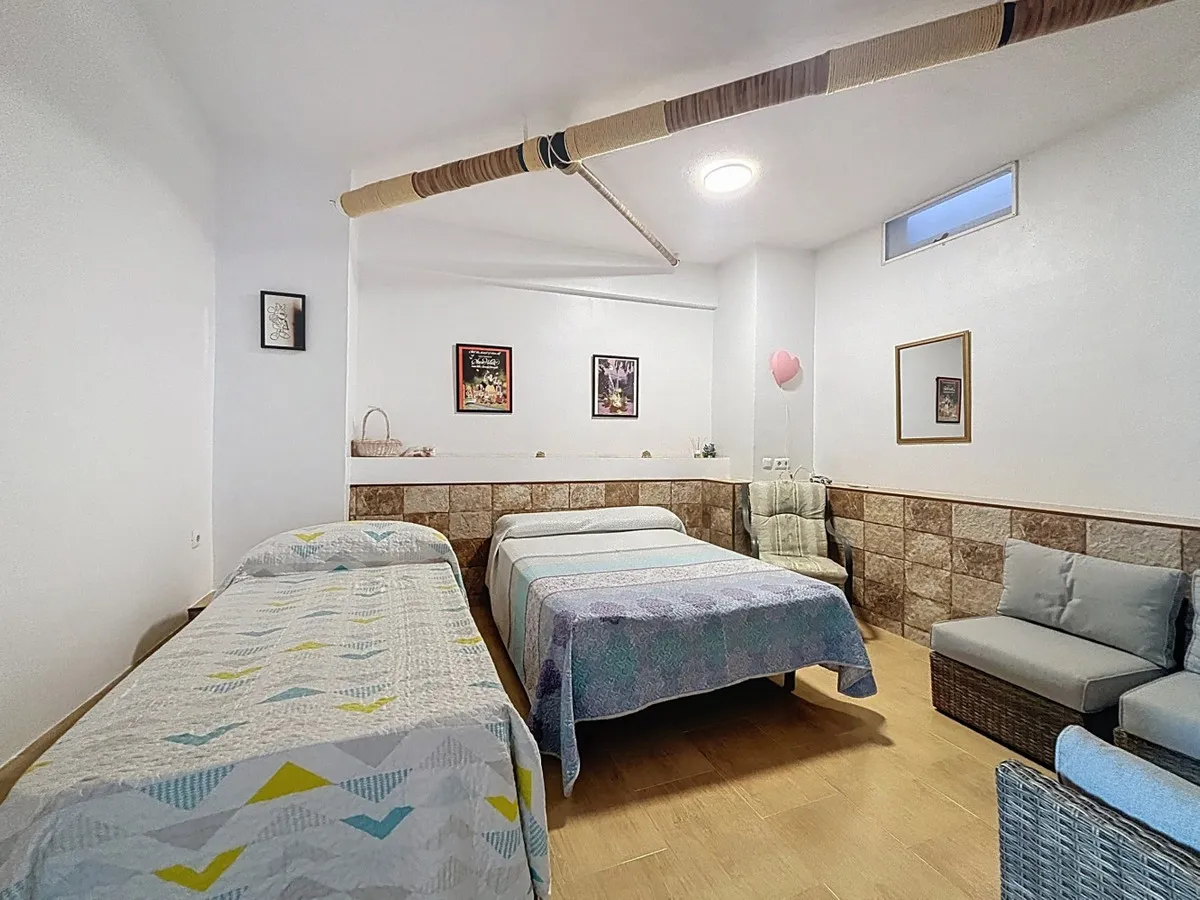 7cdd1d8a-5198-4985-b530-7758ac9c680e