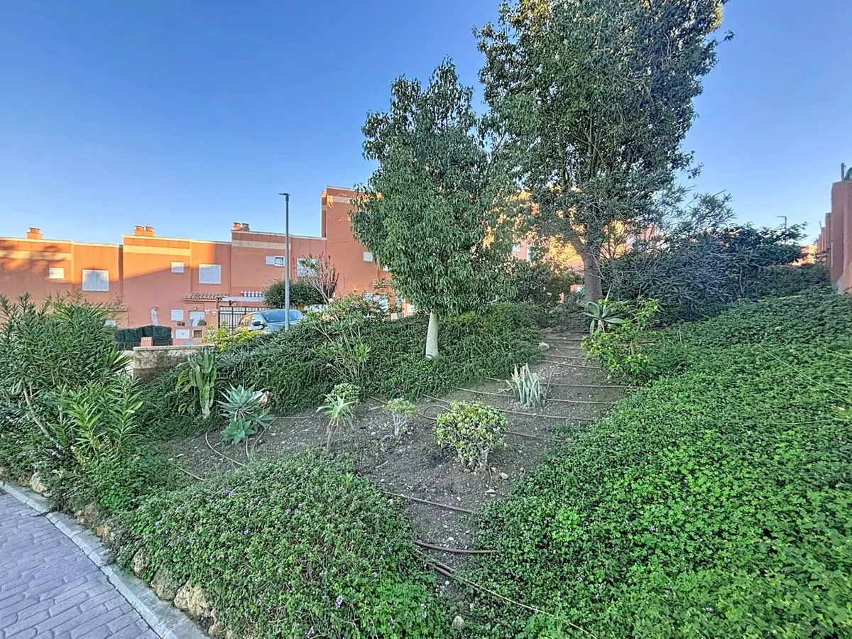 7d46197b-5ebb-454f-9af6-40a4ad085d00