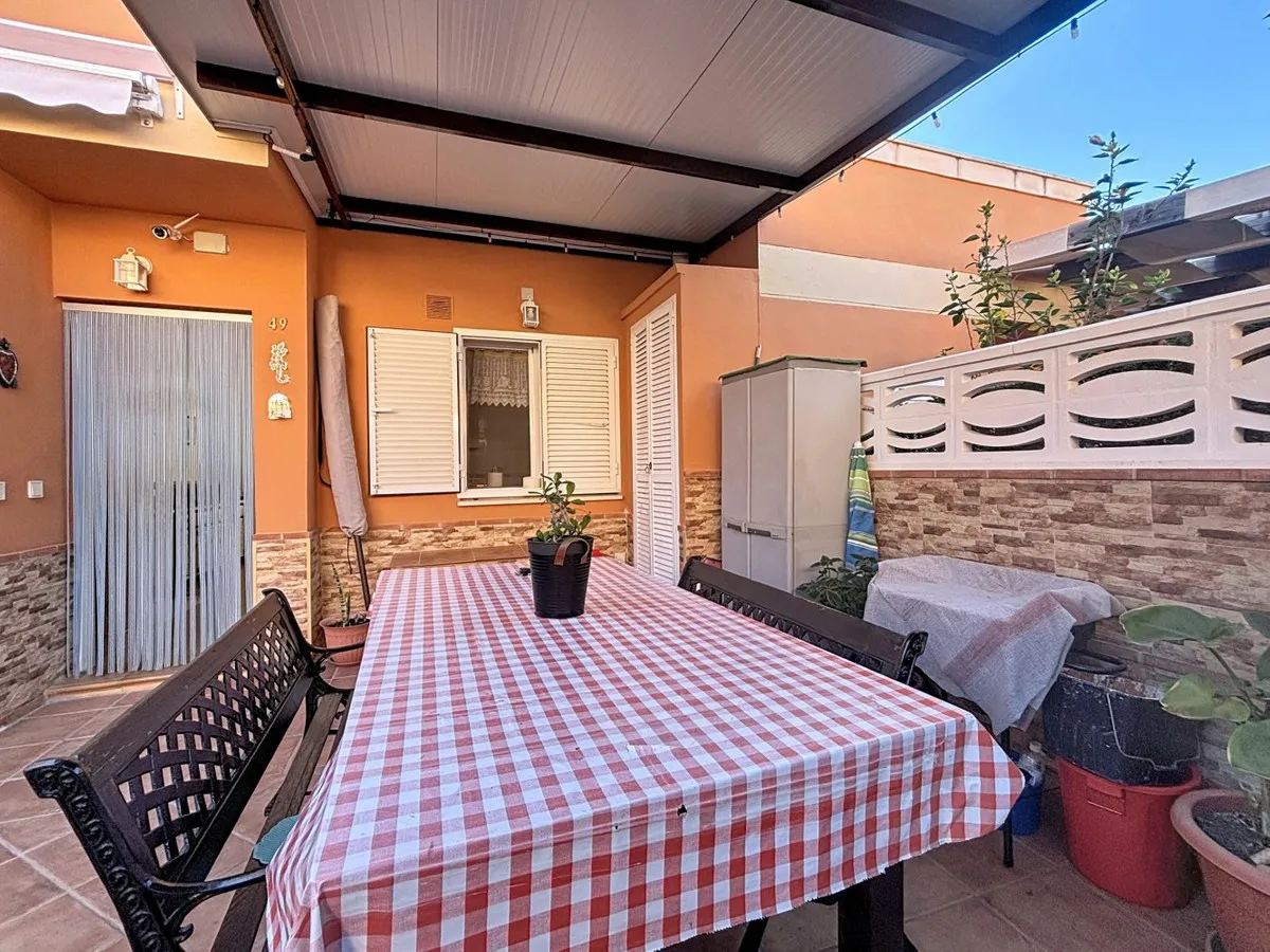 815e8995-8eef-4187-a93a-51ff5eeac667