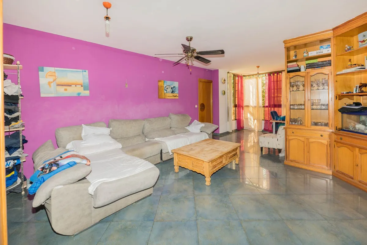 120848d9-a5c9-4bb0-887f-785a2080add2