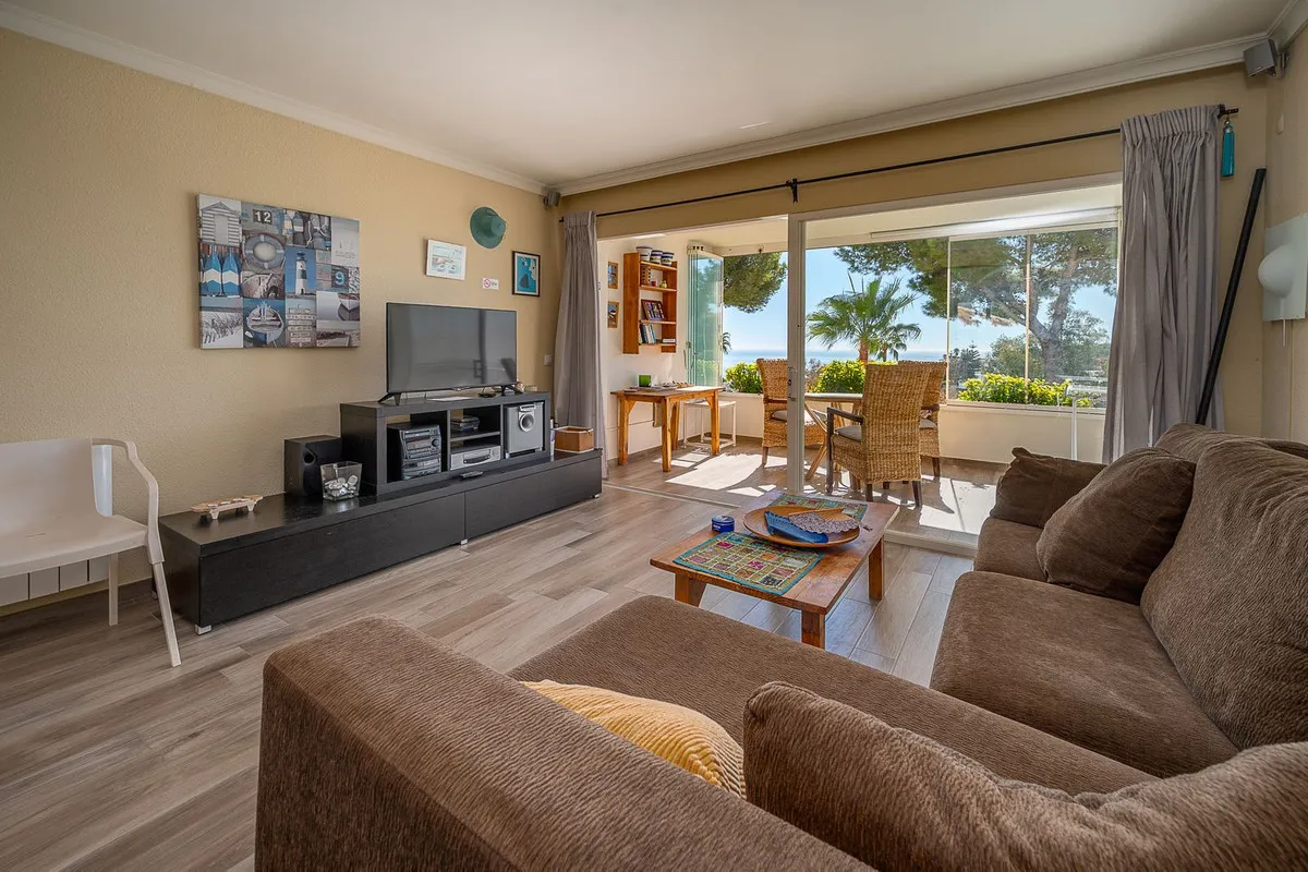 a488a4f0-85d2-478b-80d6-d7180e9b0693