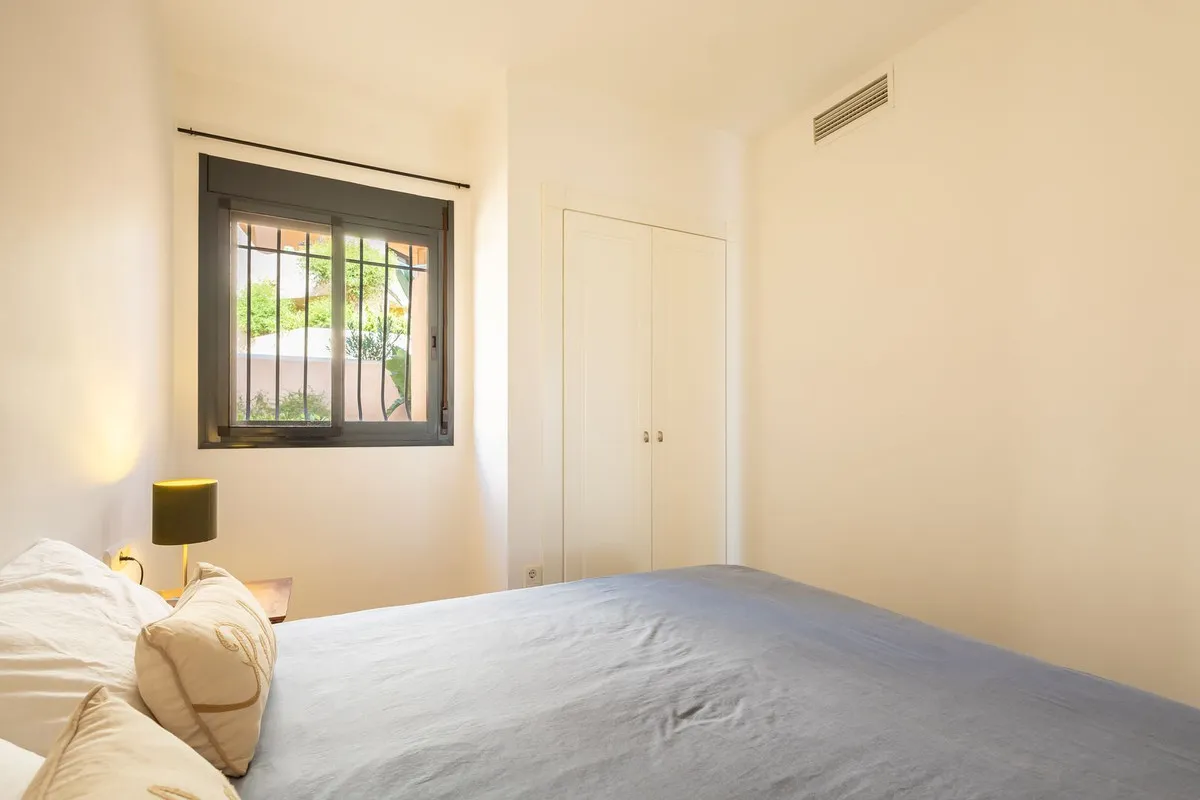 e714c97a-b236-4536-86e4-a37b771ed5ab