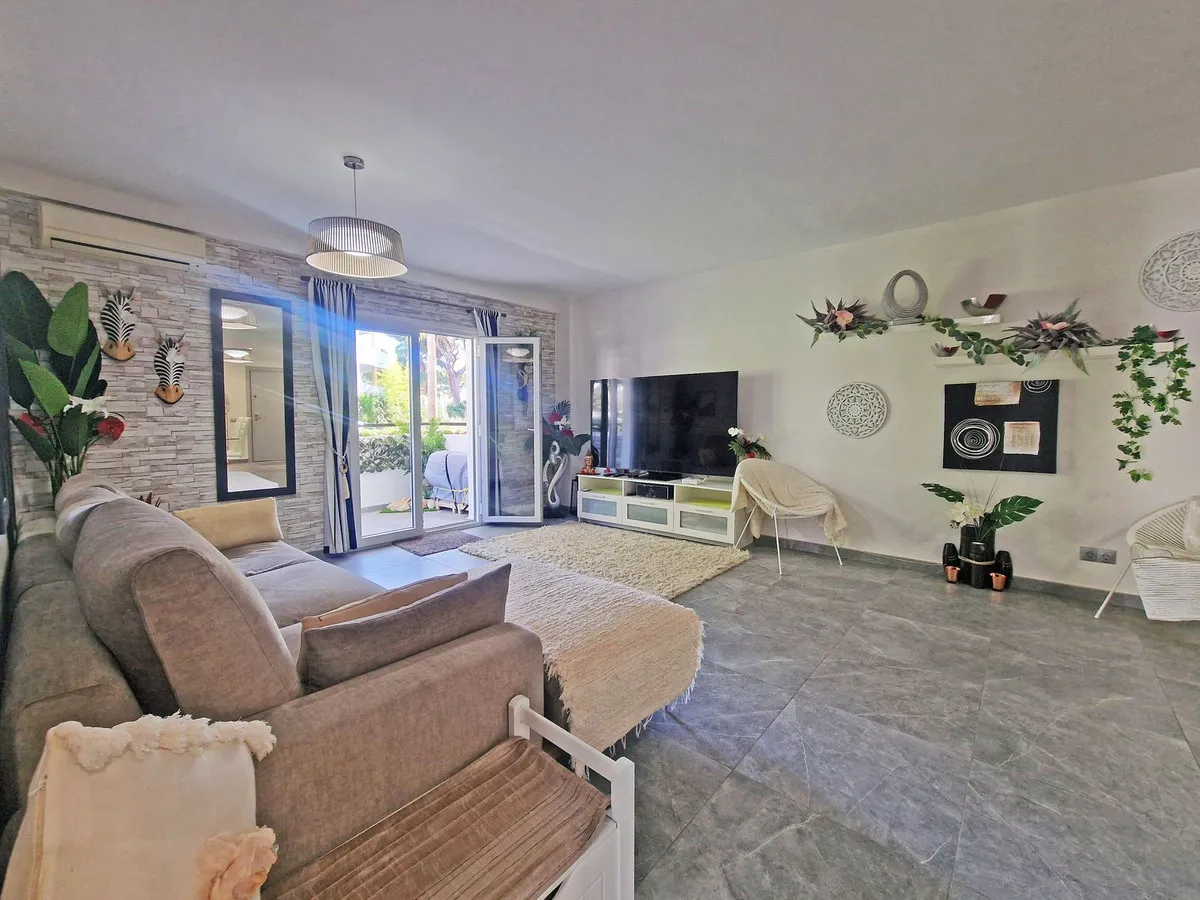 16dfb796-02f0-475a-9c04-5fc06a8fa102