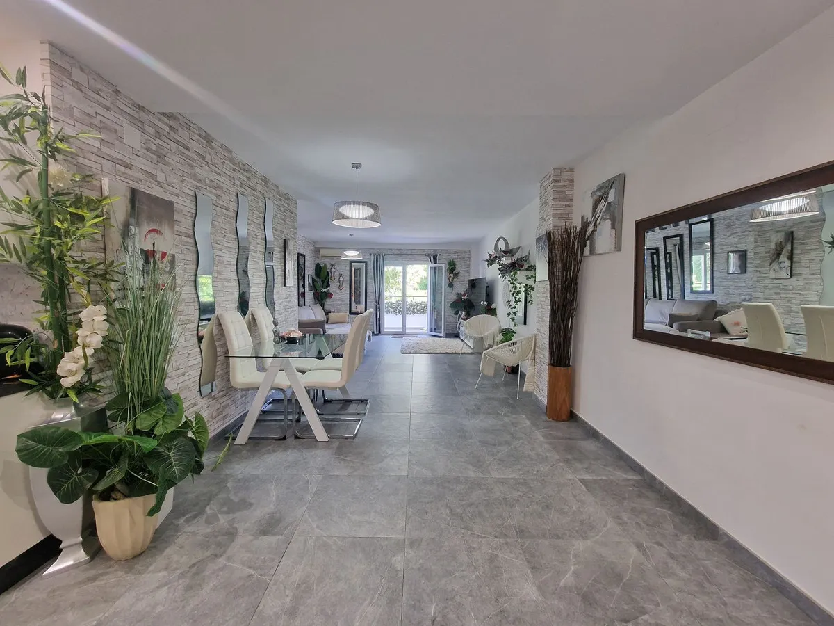 48f6f64c-c5c3-4fef-b670-50d994a58c65