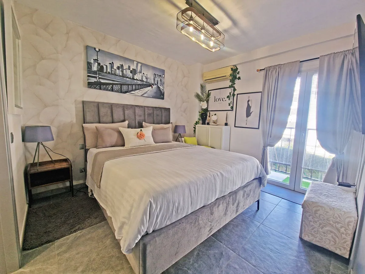 4f98e87d-42cb-4509-b9a0-5fa1873b1207