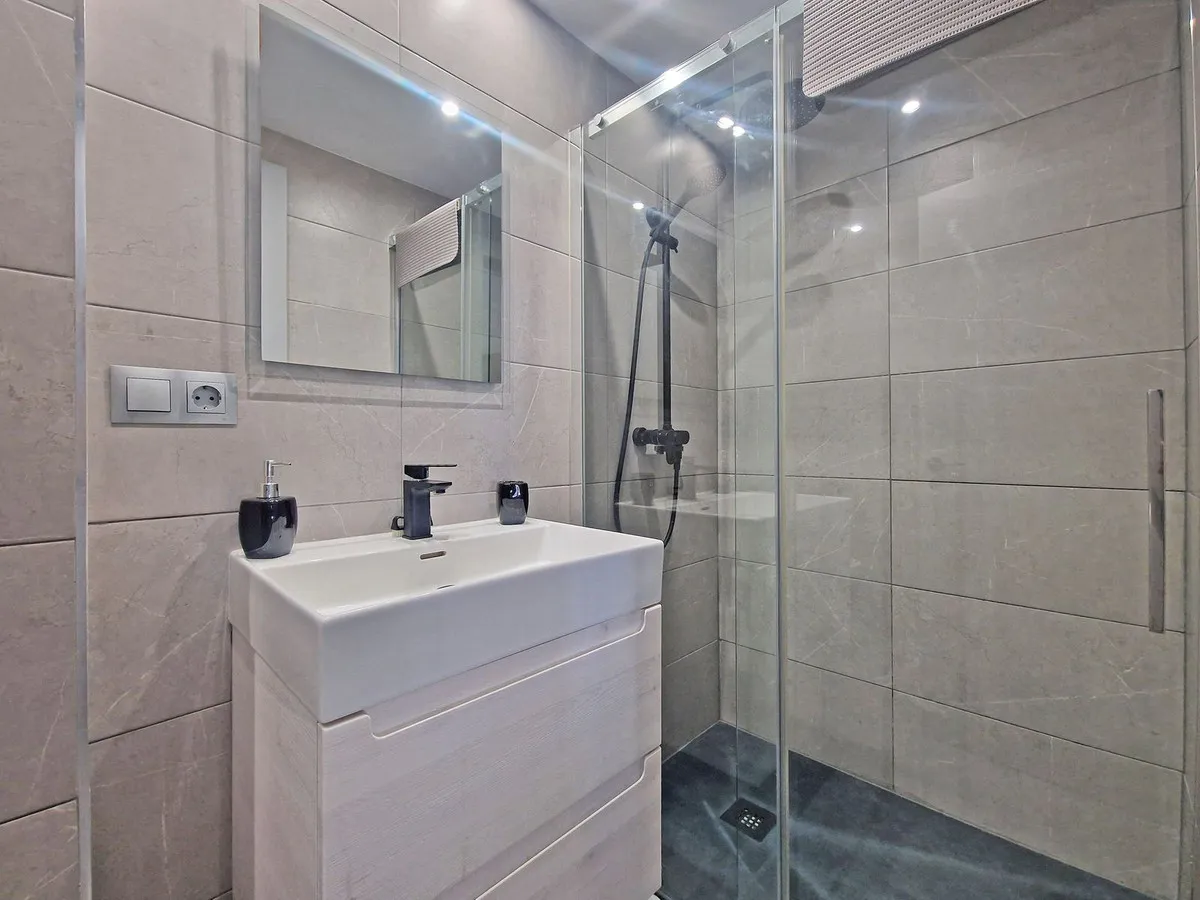 516e4cde-db5a-4ff5-bb54-cf19a5ebb552