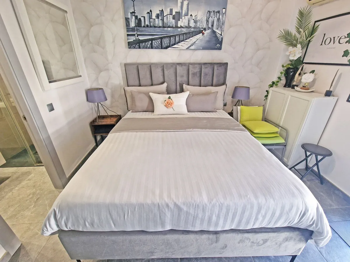 5e3c9e7e-9cf2-41af-ba1b-bd2b097471af