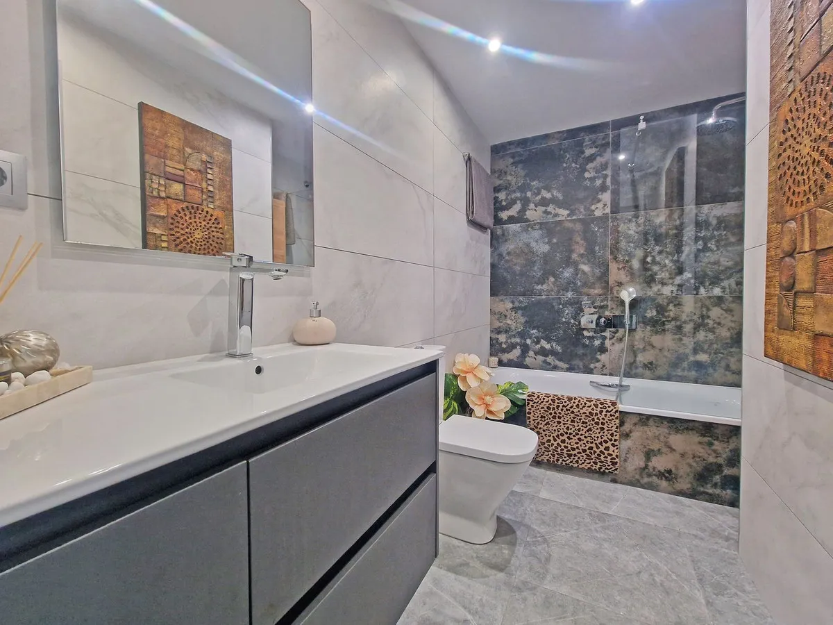 dad8eb17-f8c8-4535-81b3-a416ab72b9cc