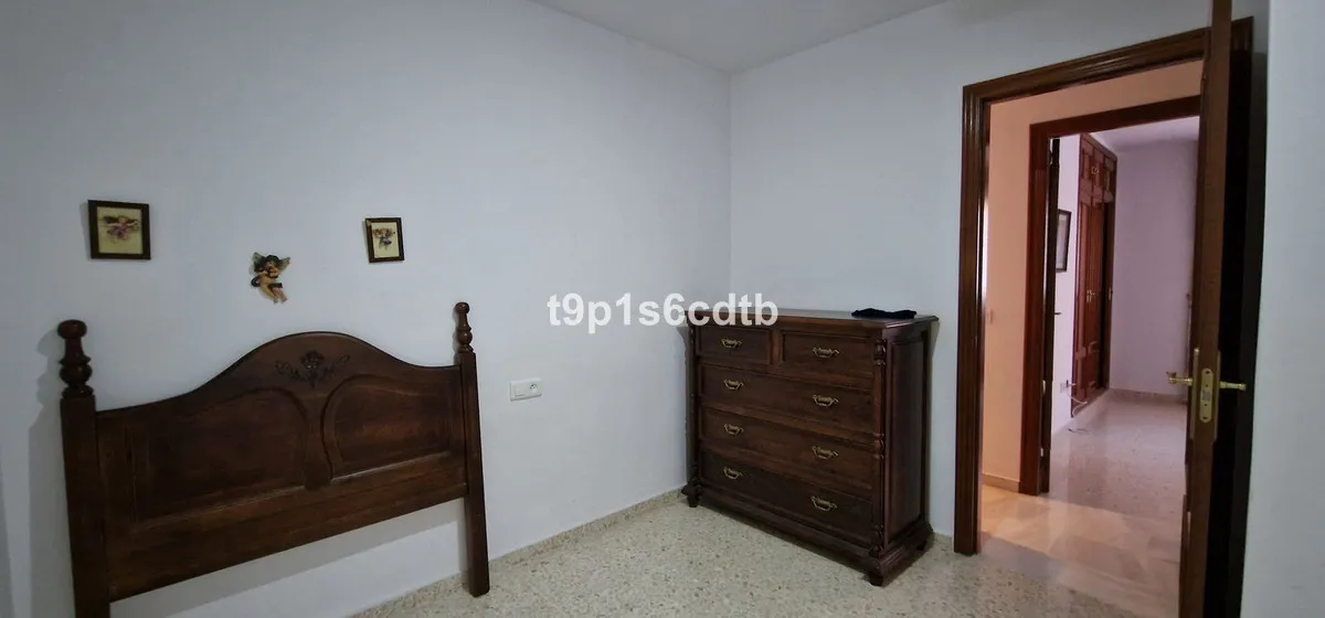 e423f31b-0f56-4d47-860a-adca549f8965