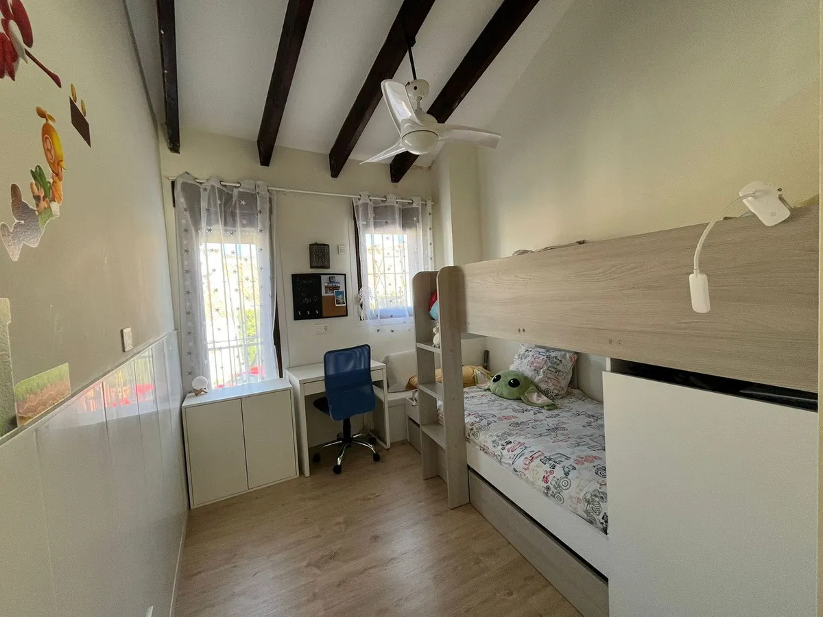 59f4c66a-587a-4963-9287-aa01f7e81c50