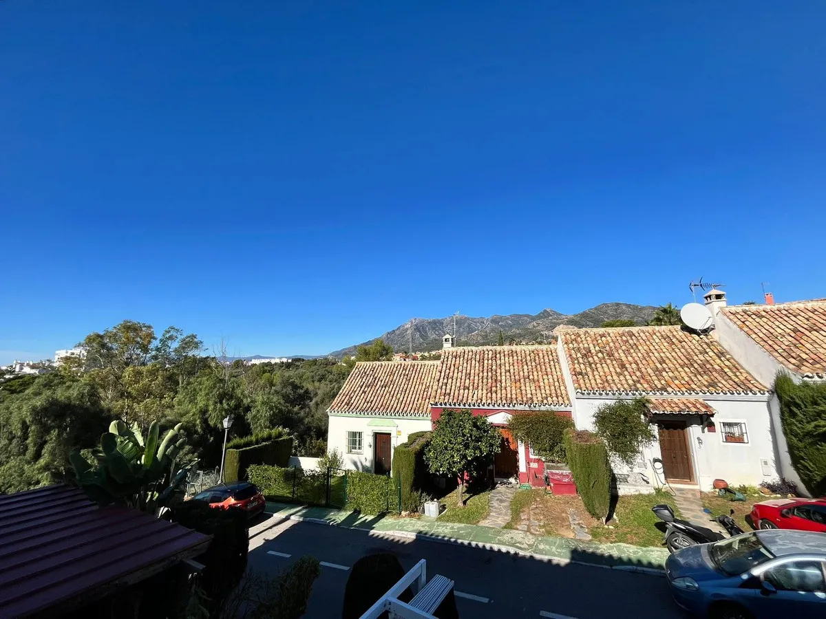 7bbbf5cd-d49f-43a2-9557-b2f35fc45f83