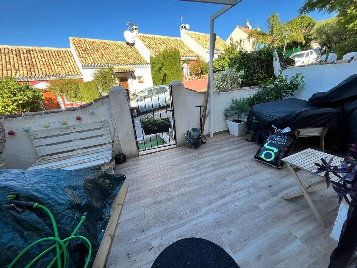 b4908e64-1a30-406f-b402-687d6c7da11e