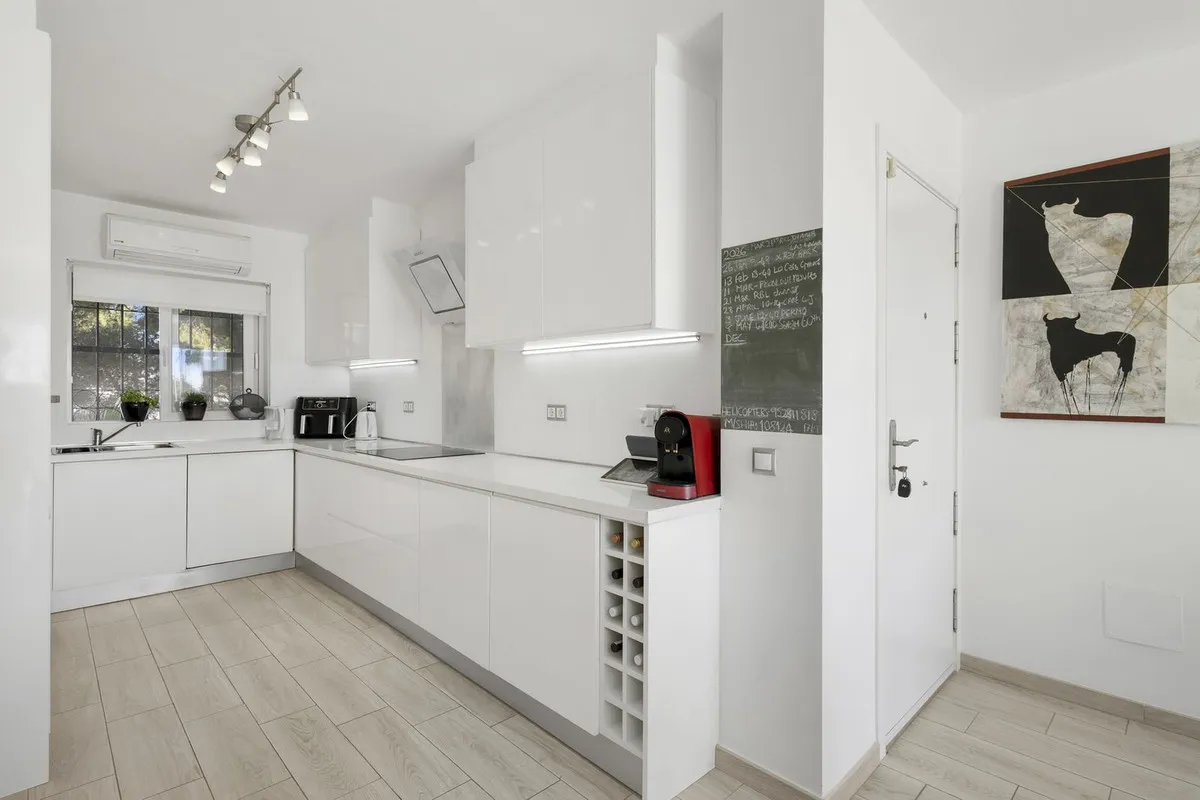 bbcedc1e-3b81-420a-83fc-790cf371018d