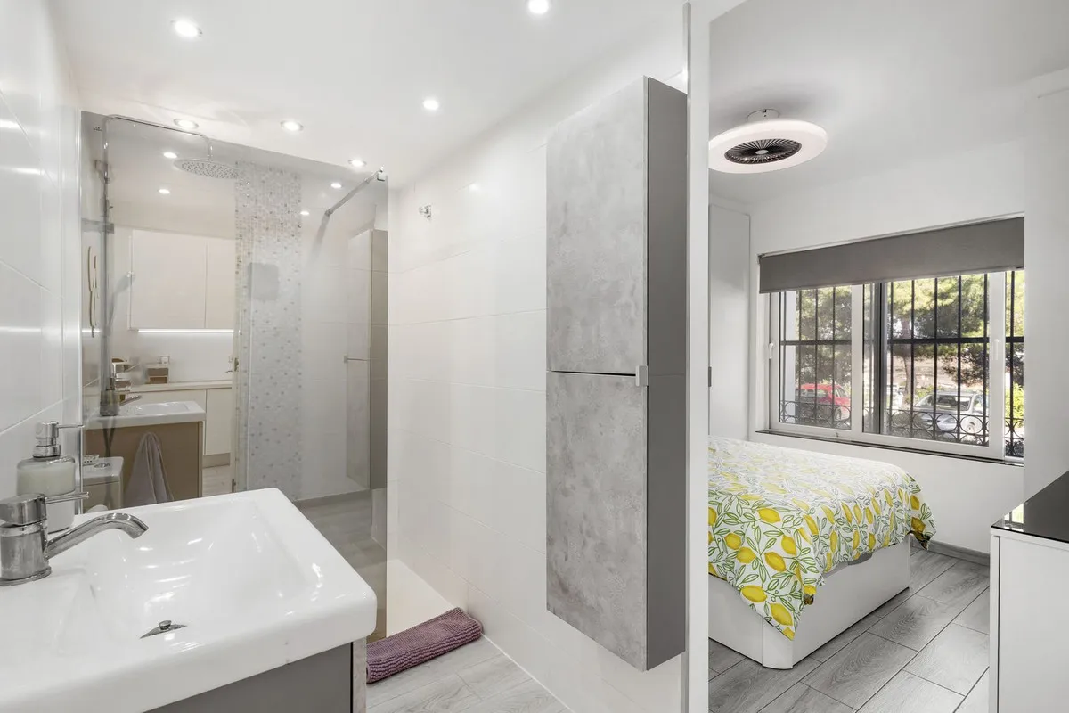 e1b6c762-0894-4fce-9b6d-c548ed31c8d1