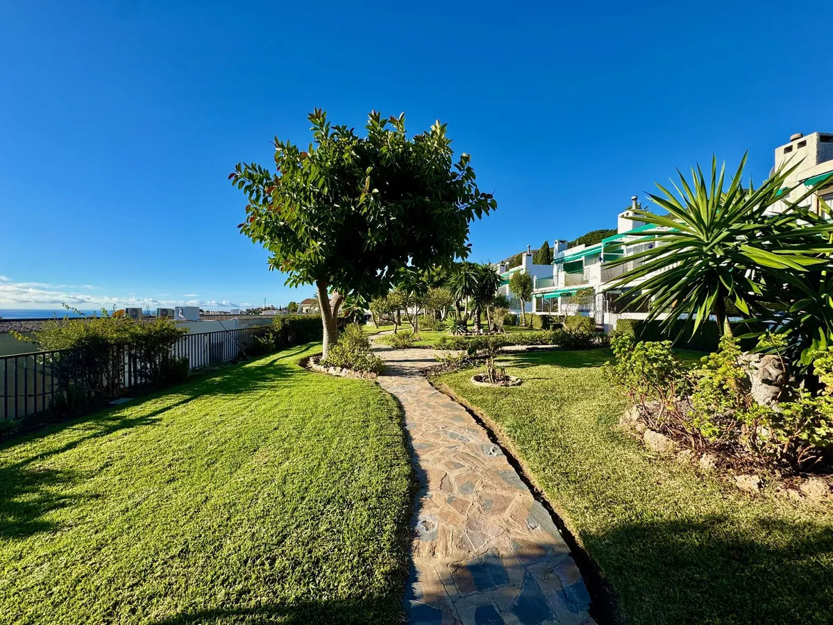 9993d278-58a1-4e53-9ee3-3dd2d69561d5