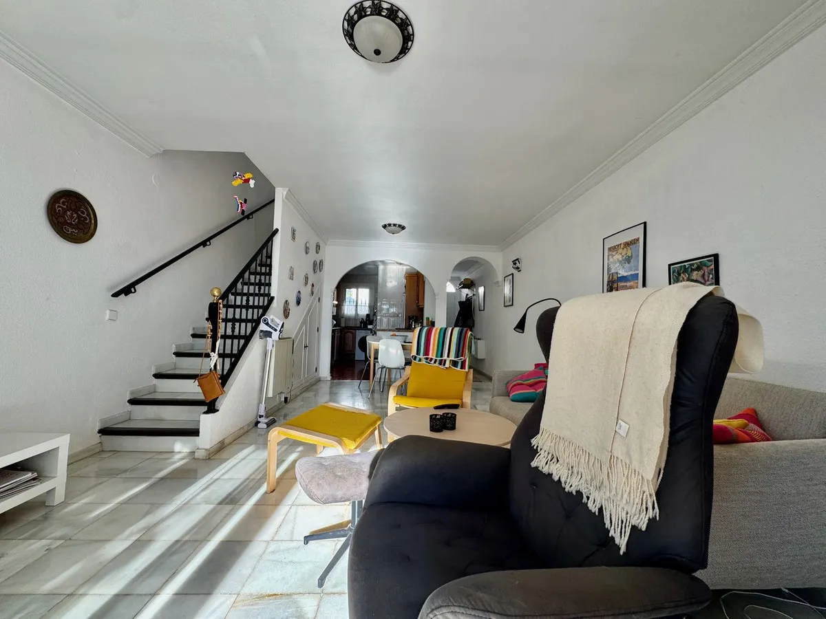 c7c75743-b2da-447f-b5b9-da35ca92f687