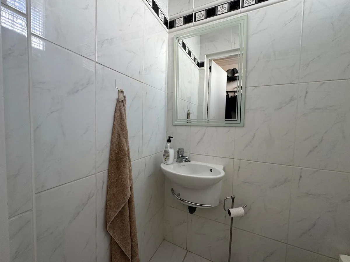 dc916841-238c-4a6a-ae0f-eea0aa1097c4