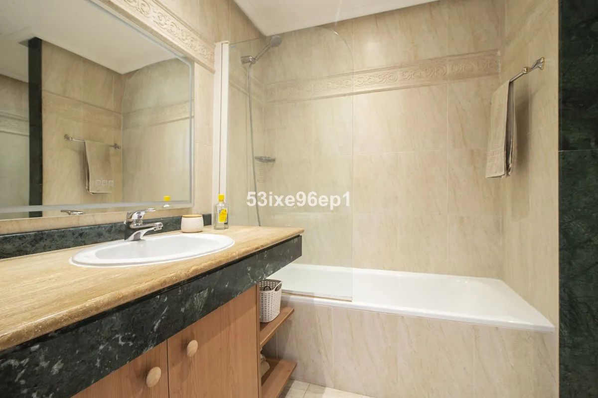 7716b638-c411-472f-9de4-47923f207fe9