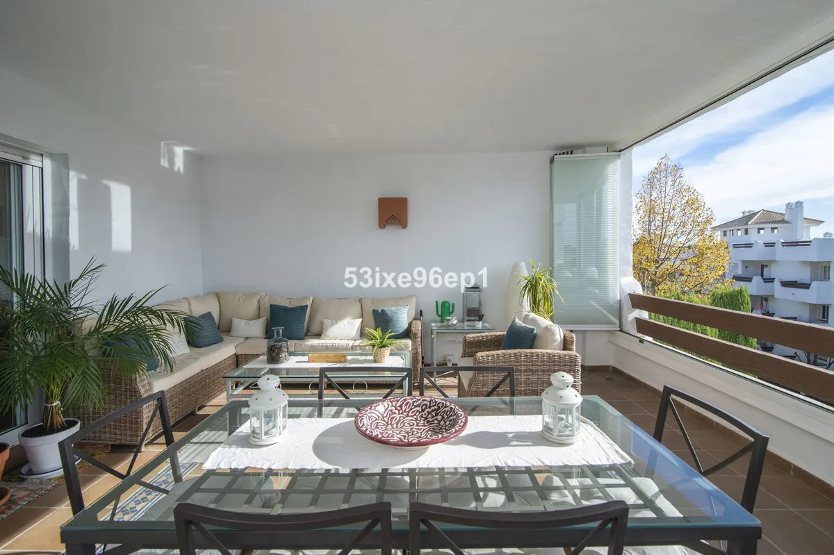 bfb93a76-be73-4909-bc51-231c3641f752